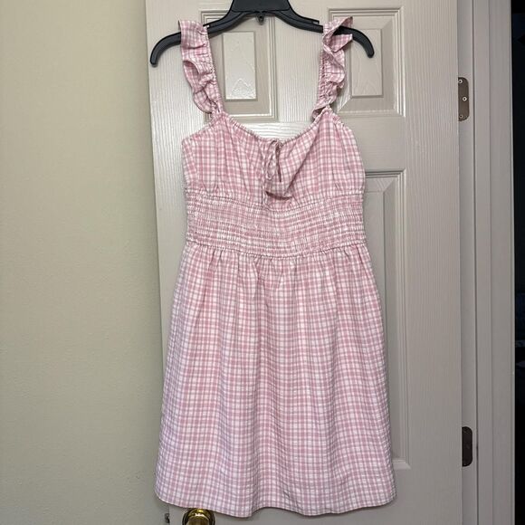 Wayf Women's Pink smocked gingham sundress - Size Medium - Picture 1 of 3